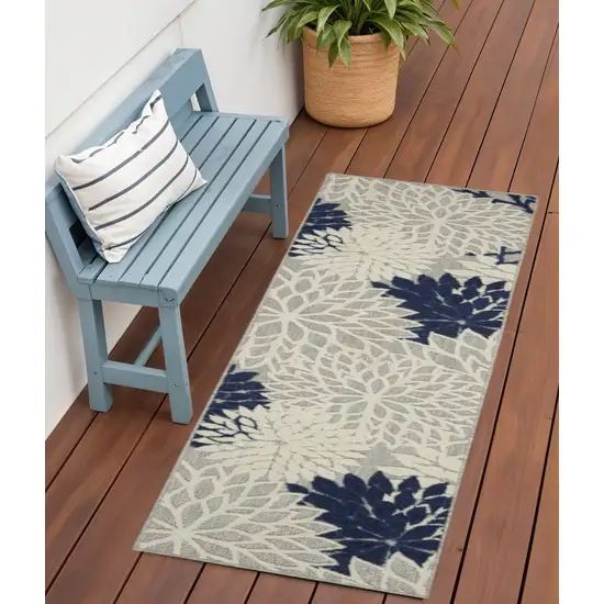 6' Ivory And Blue Floral Handmade Indoor Outdoor Runner Rug Photo 2