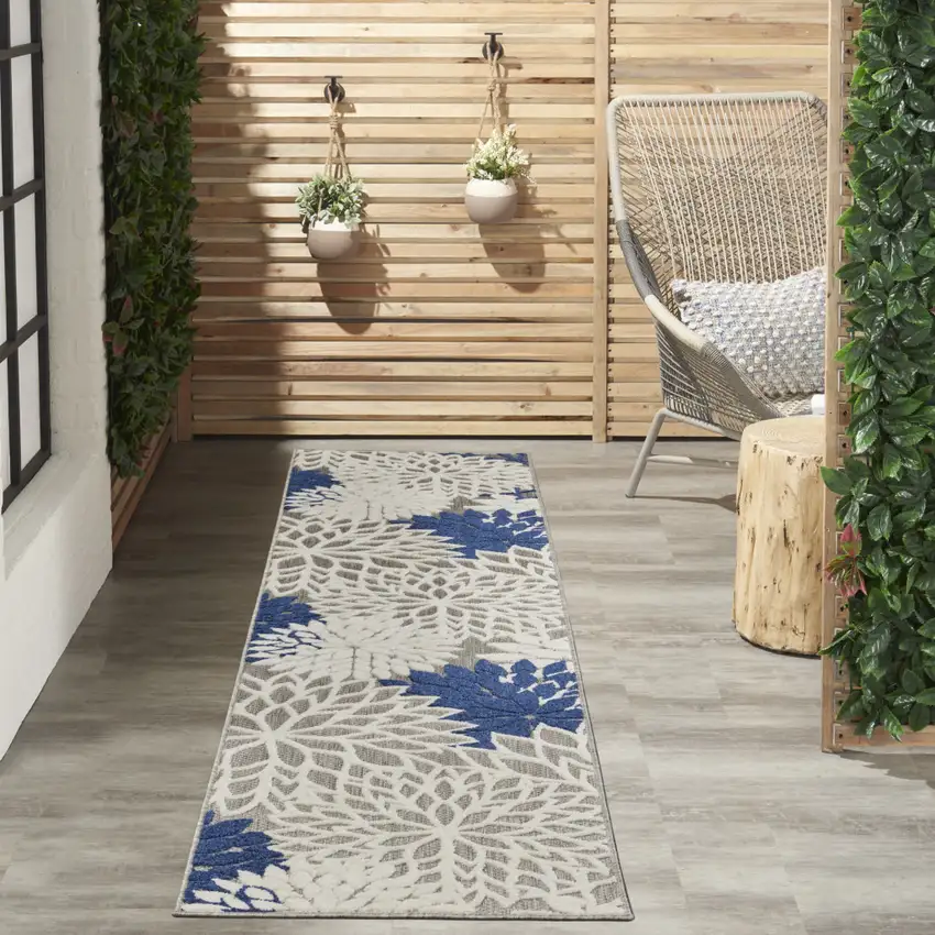 10' Ivory And Blue Indoor Outdoor Area Rug Photo 6