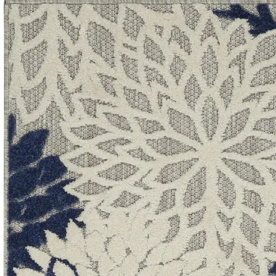 8' Ivory And Blue Indoor Outdoor Area Rug Photo 8