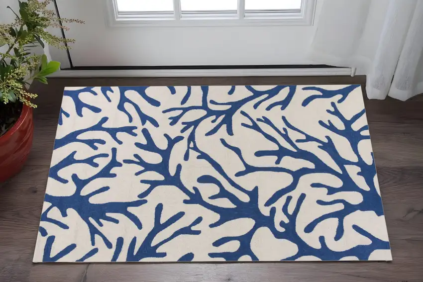 Ivory and Blue Coral Hand Hooked Area Rug Photo 1