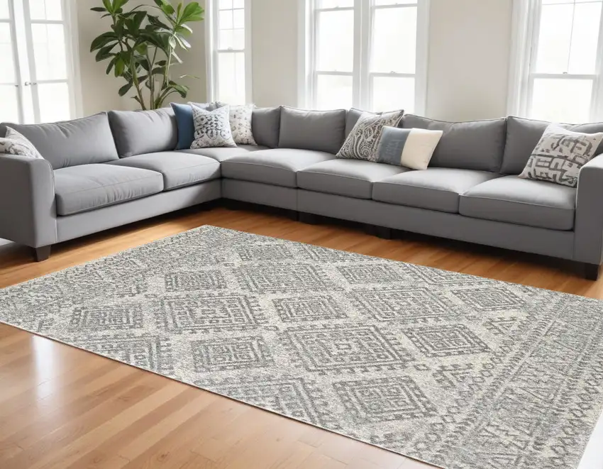 Ivory Or Grey Geometric Diamonds Indoor Area Rug Photo 1