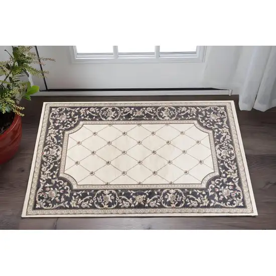 Gray and Ivory Trellis Area Rug Photo 1