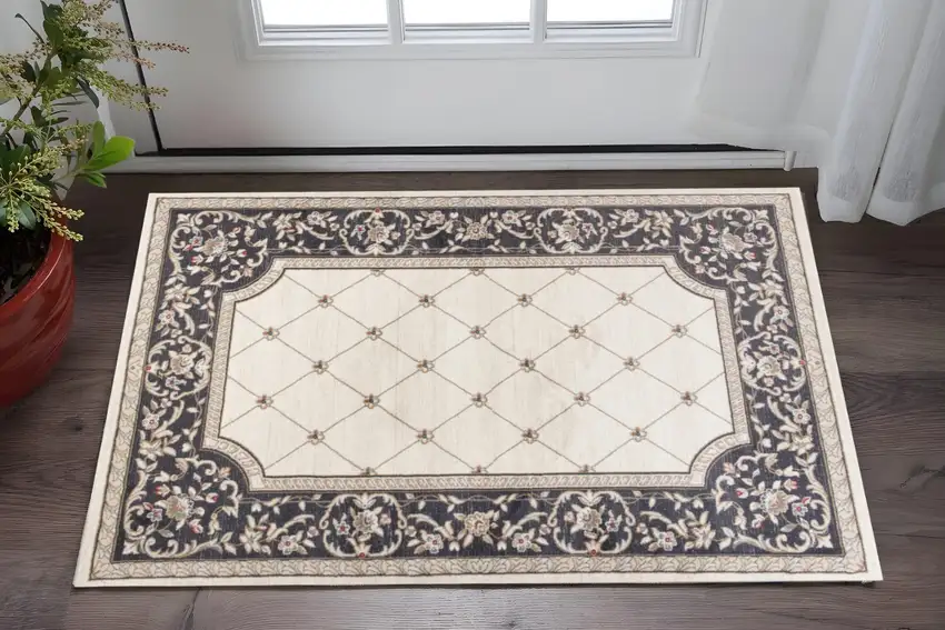 Gray and Ivory Trellis Area Rug Photo 1
