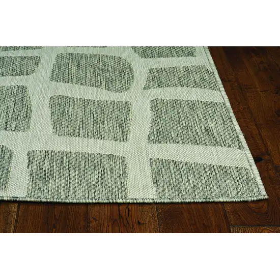 Ivory or Grey Polypropylene Area Rug Photo 3