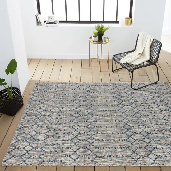 Light Gray And Navy Blue Trellis Indoor Outdoor Area Rug Photo 9