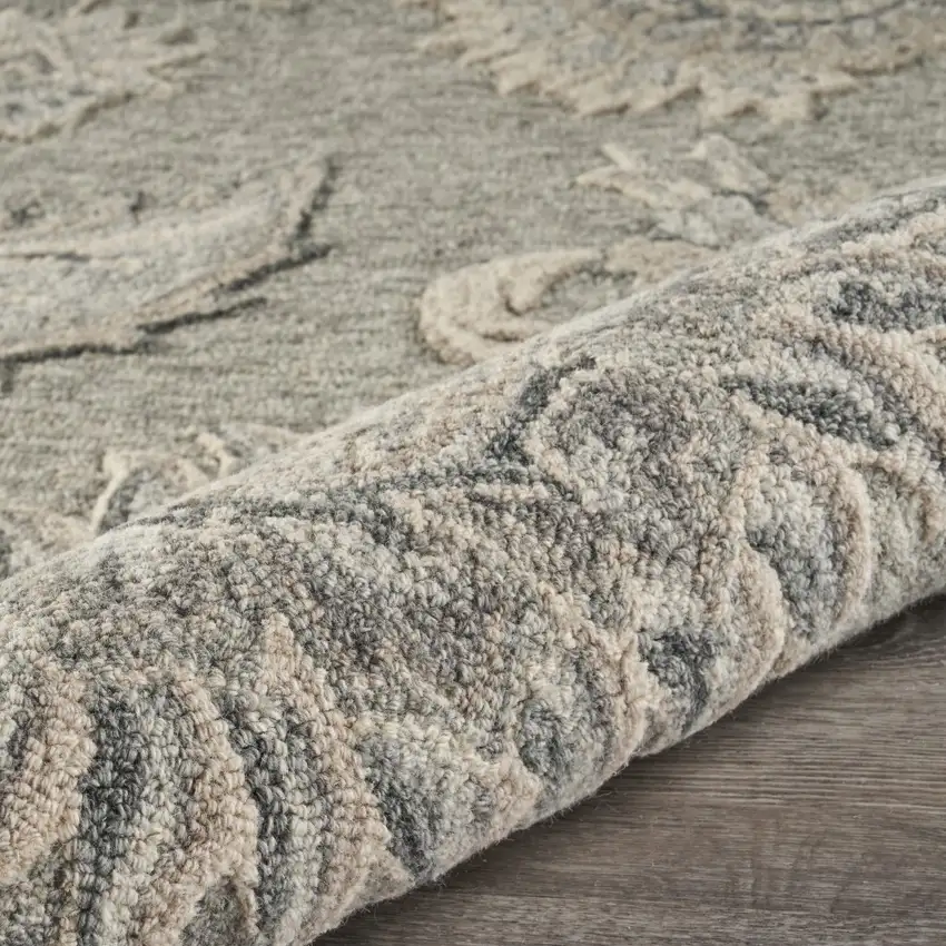 Light Gray Floral Area Rug Photo 4
