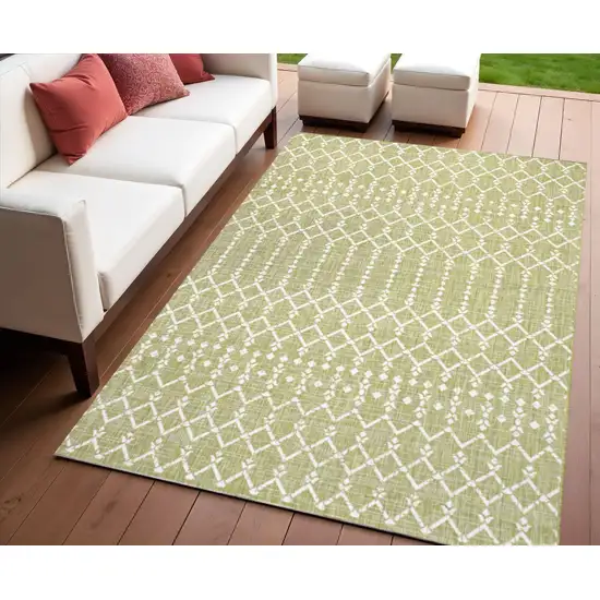 Light Green And Cream Trellis Indoor Outdoor Area Rug Photo 1