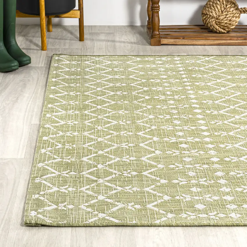 Light Green And Cream Trellis Indoor Outdoor Area Rug Photo 6