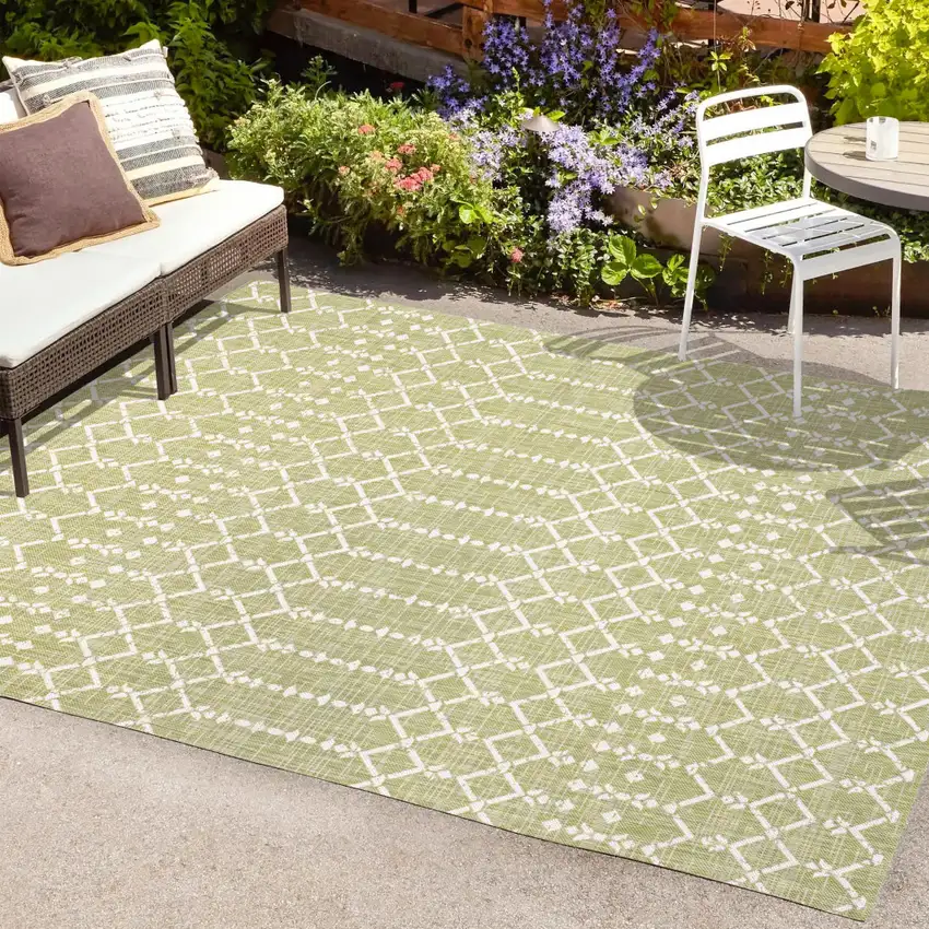 Light Green And Cream Trellis Indoor Outdoor Area Rug Photo 9