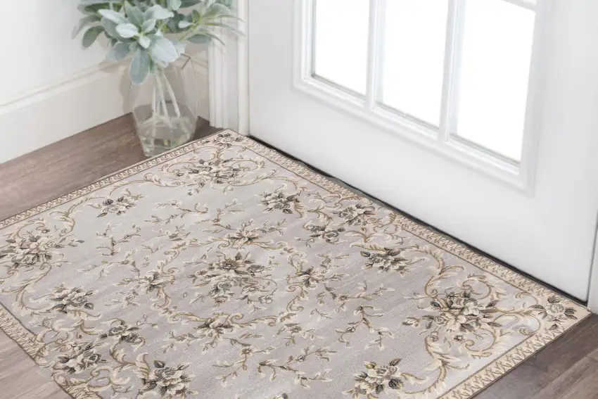 Light Grey Polypropylene Area Rug Photo 1