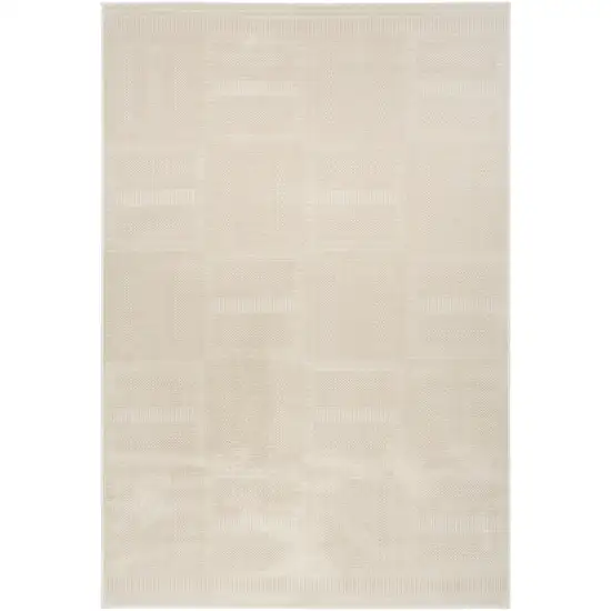 Light Taupe Geometric Area Rug Photo 2