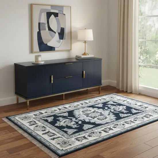 Medallion Area Rug Photo 1