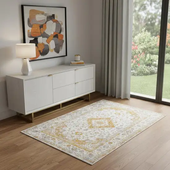 Medallion Area Rug Photo 1