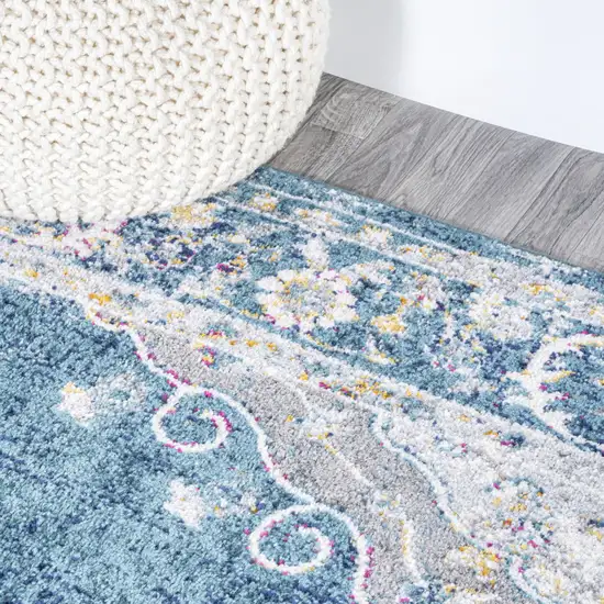 Medallion Area Rug Photo 9