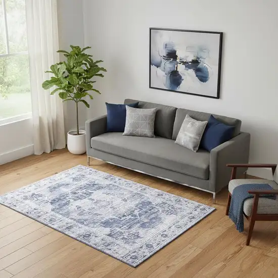 Medallion Area Rug Photo 1