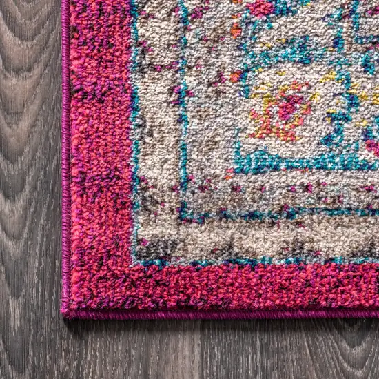 Medallion Area Rug Photo 8