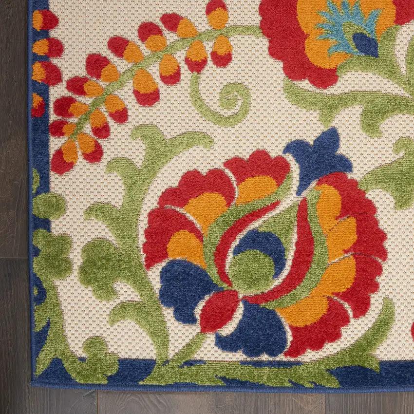 Green And Ivory Indoor Outdoor Area Rug Photo 8