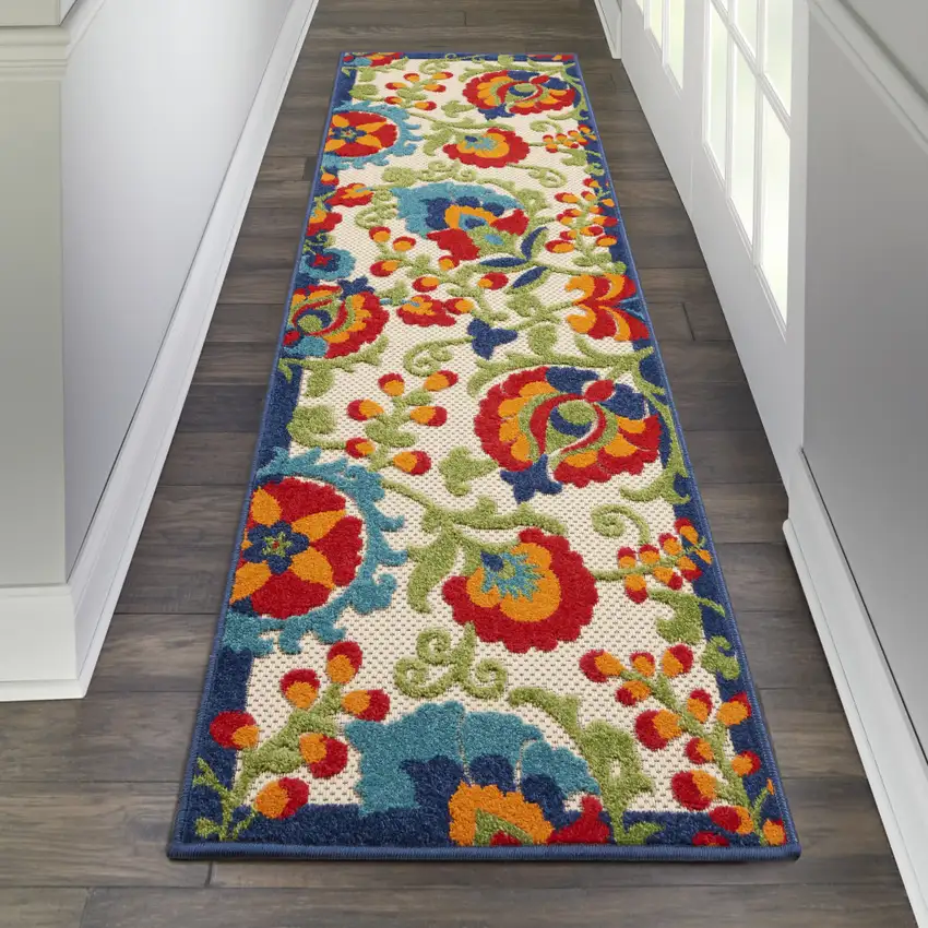 Green And Ivory Floral Indoor Outdoor Area Rug Photo 2