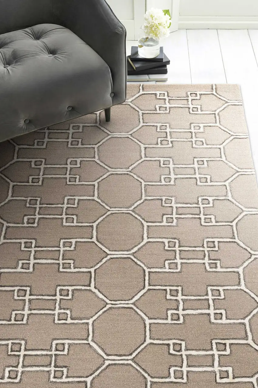 Mocha Geometric Pattern Wool Indoor Area Rug Photo 1