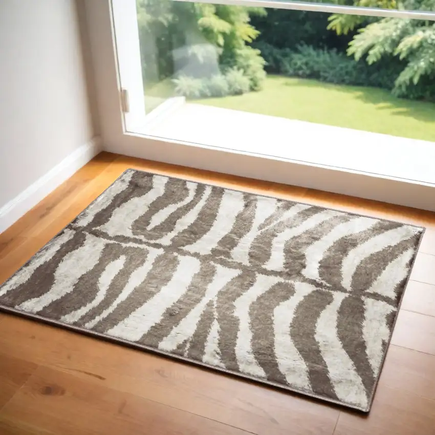 Mocha and Cream Zebra Print Shag Handmade Non Skid Area Rug Photo 1