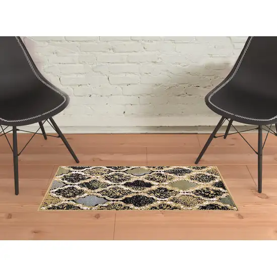 Multi Color Quatrefoil Power Loom Distressed Stain Resistant Area Rug Photo 2