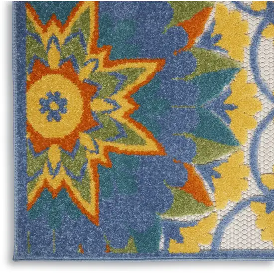 Ivory And Blue Floral Indoor Outdoor Area Rug Photo 8