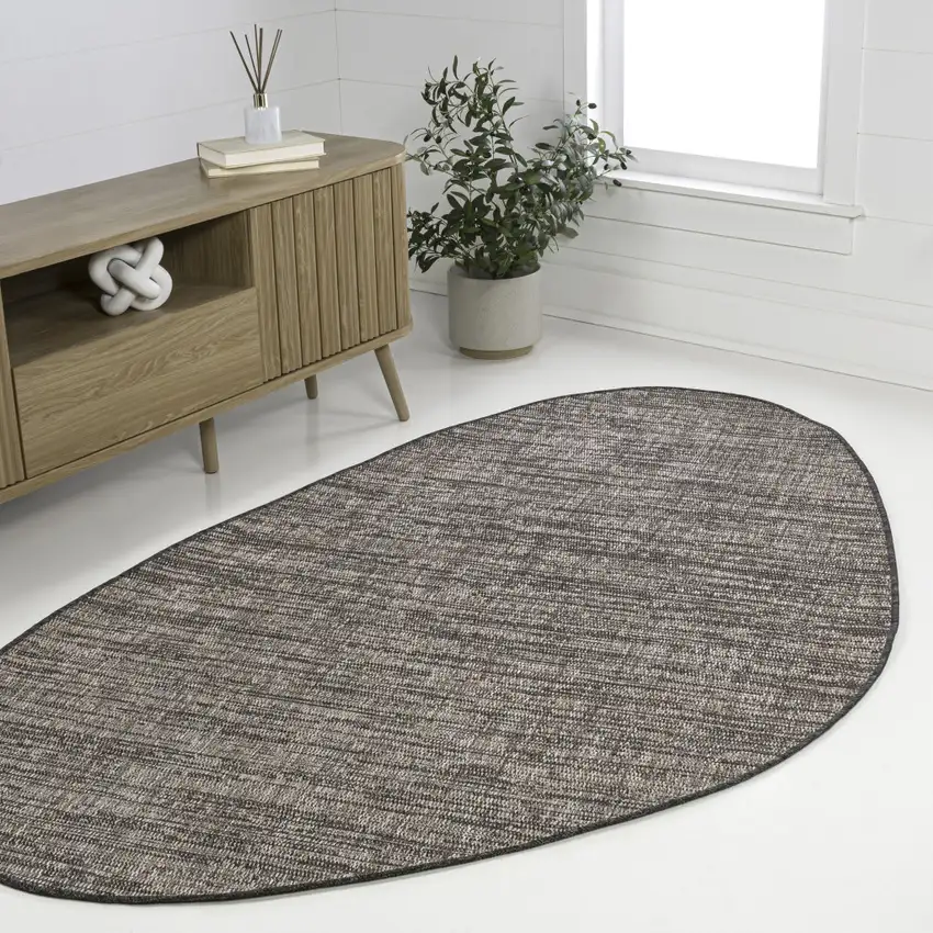 Natural And Black Medallion Indoor Outdoor Area Rug Photo 6