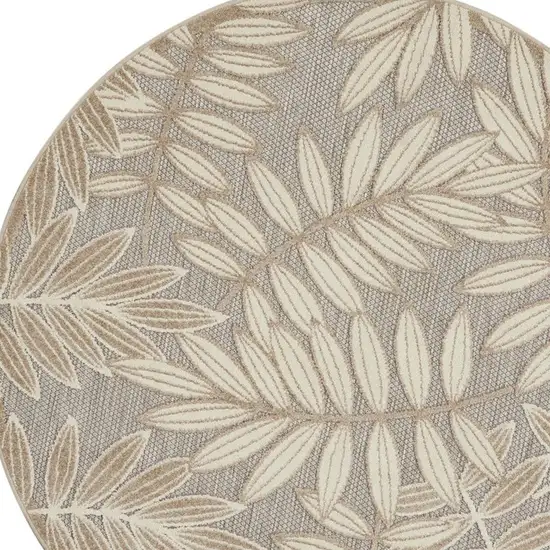 4' Gray And Ivory Round Floral Indoor Outdoor Area Rug Photo 7