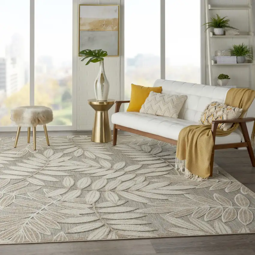 Natural Floral Indoor Outdoor Area Rug Photo 9