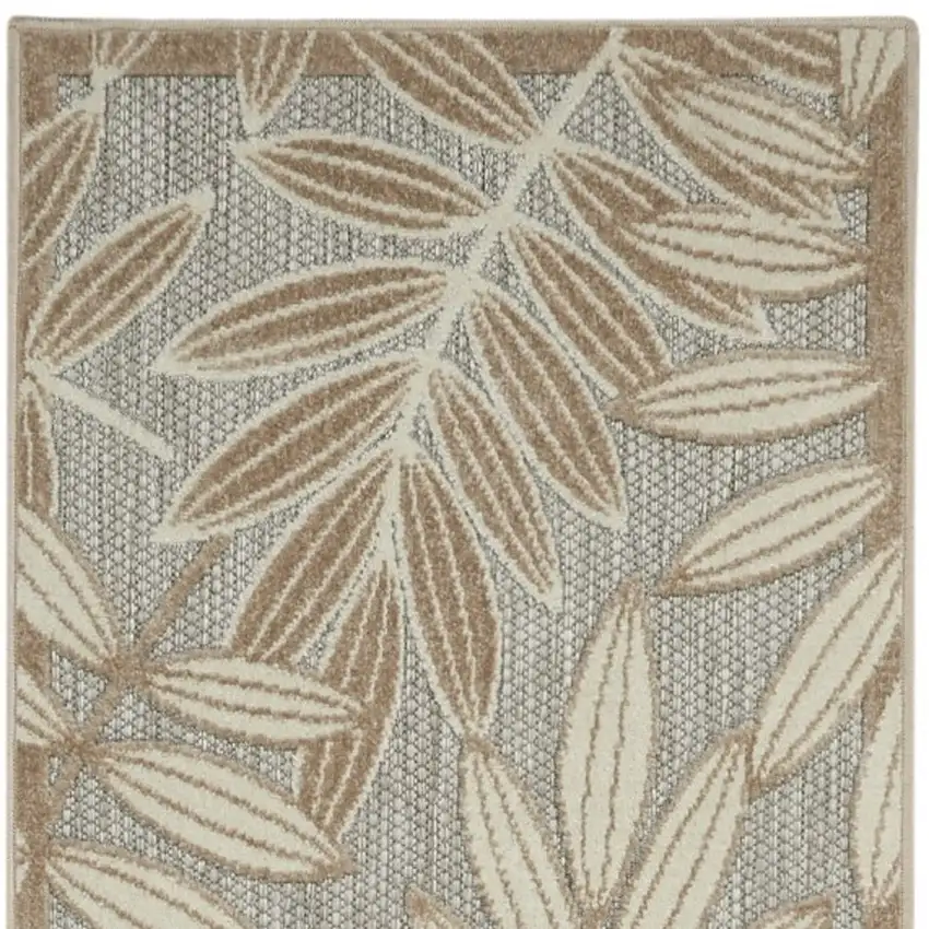 Natural Leaves Indoor Outdoor 12-ft Runner Rug Photo 8