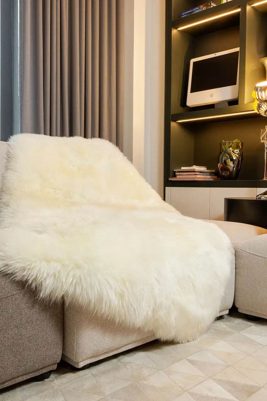 Natural Rectangular Sheepskin Area Rug Photo 6