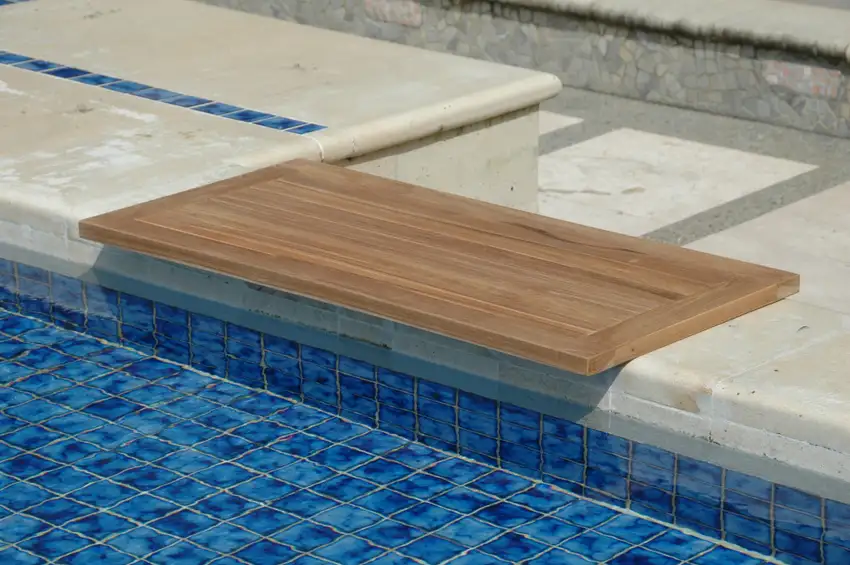 Natural Teak 39