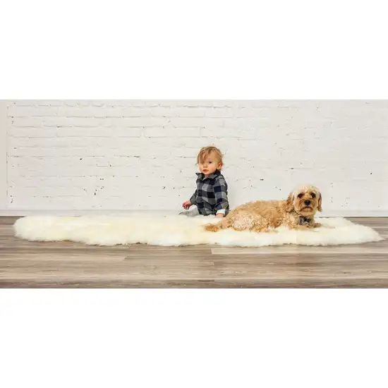 Natural White New Zealand Sheepskin Area Rug Photo 3