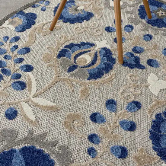 4' Blue And Gray Round Indoor Outdoor Area Rug Photo 9