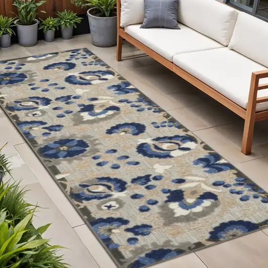 8' Blue And Gray Indoor Outdoor Area Rug Photo 2