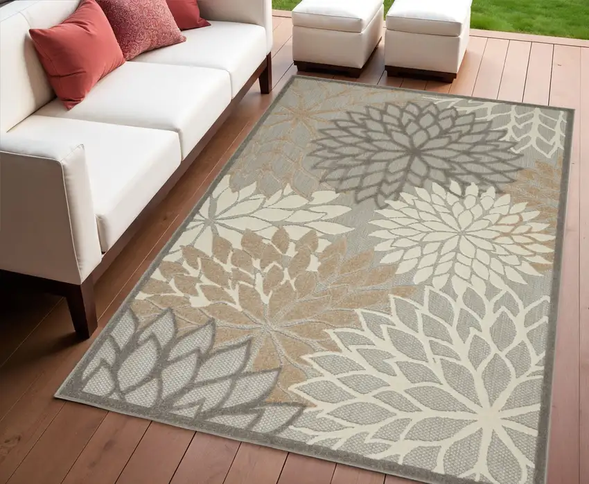 Gray And Ivory Indoor Outdoor Area Rug Photo 2