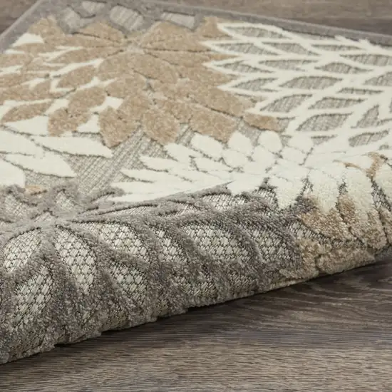 Gray And Ivory Indoor Outdoor Area Rug Photo 9