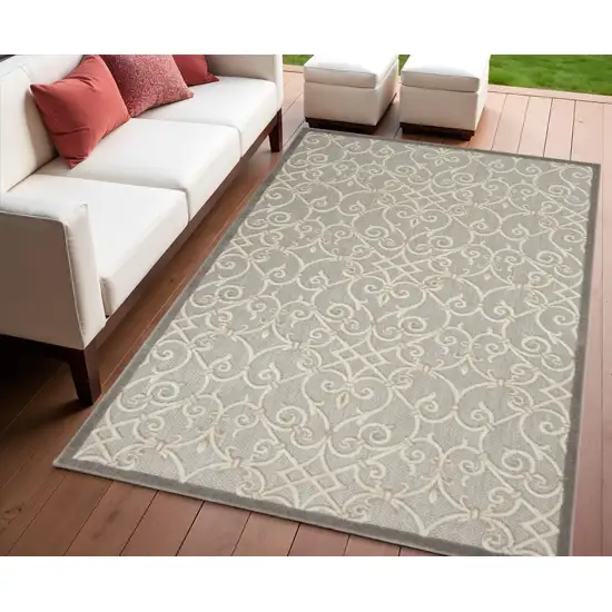Gray And Ivory Indoor Outdoor Area Rug Photo 2