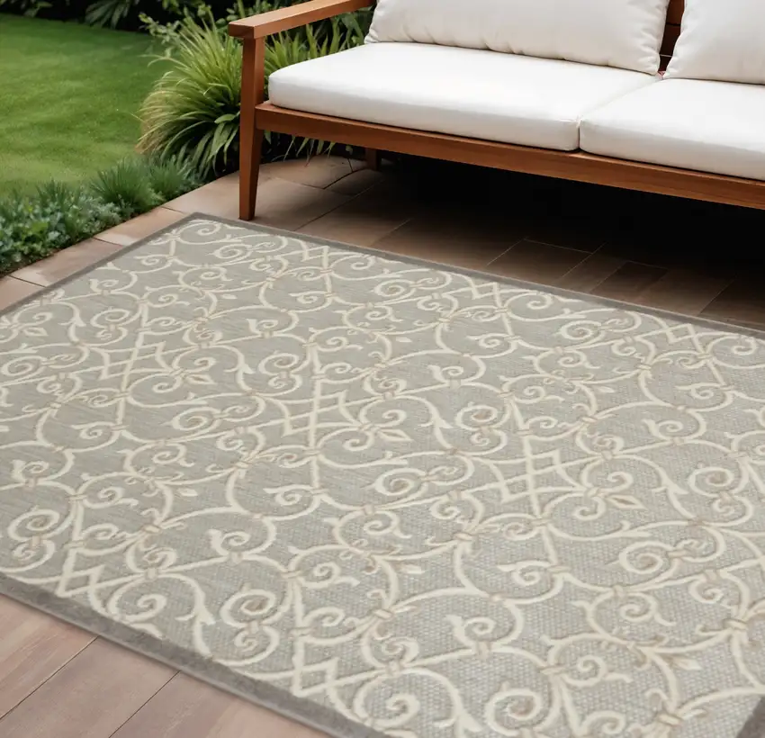 Gray And Ivory Indoor Outdoor Area Rug Photo 2