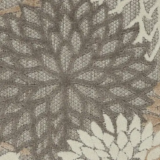 10' Gray And Ivory Indoor Outdoor Area Rug Photo 3