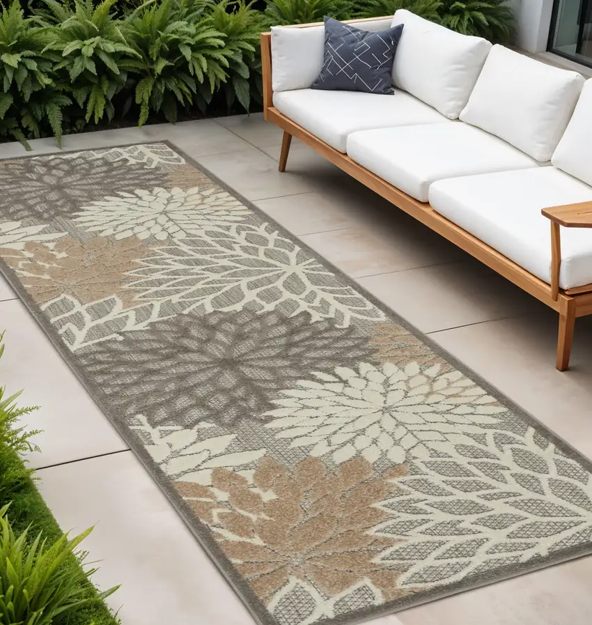 10' Gray And Ivory Indoor Outdoor Area Rug Photo 2