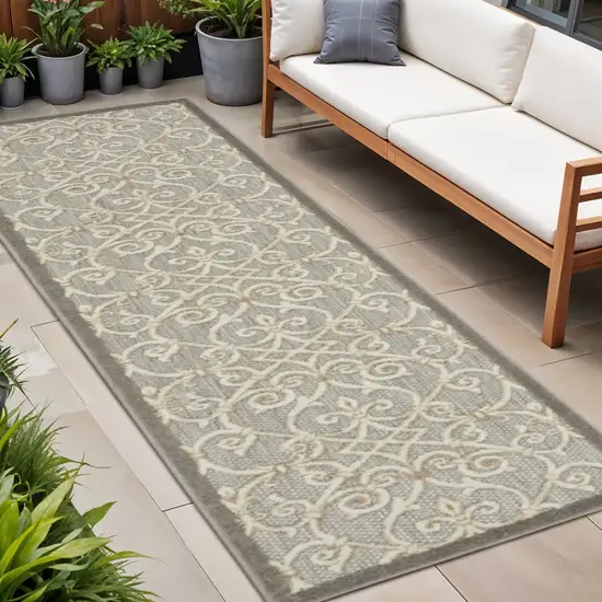 8' Gray And Ivory Indoor Outdoor Area Rug Photo 2