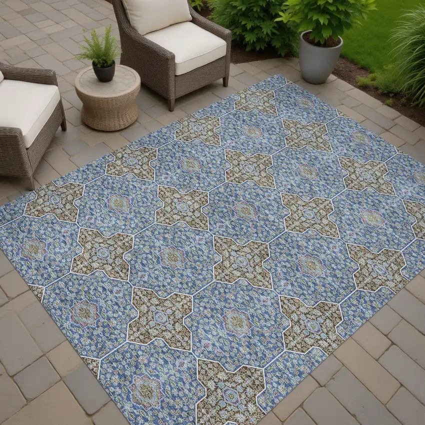 Navy Blue And Chocolate Quatrefoil Washable Indoor Outdoor Area Rug Photo 7