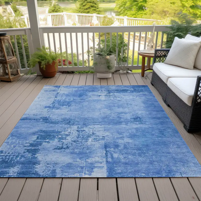 Navy Blue And Ivory Abstract Washable Indoor Outdoor Area Rug Photo 7
