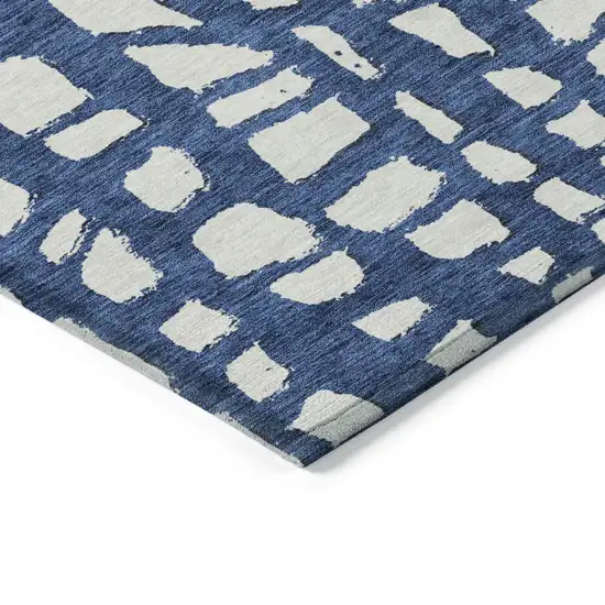 Navy Blue And Ivory Abstract Washable Indoor Outdoor Area Rug Photo 3