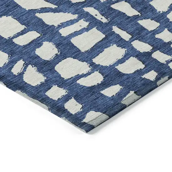 Navy Blue And Ivory Abstract Washable Indoor Outdoor Area Rug Photo 3