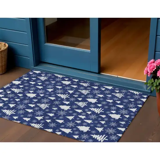 Navy Blue And Ivory Botanical Leaves Washable Indoor Outdoor Area Rug Photo 2