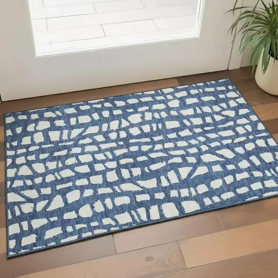 Navy Blue And Ivory Cobblestone Washable Area Rug With UV Protection Photo 1