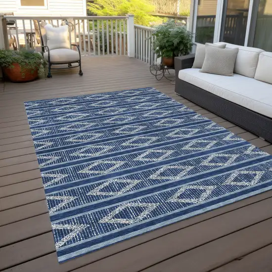 Navy Blue And Ivory Geometric Washable Indoor Outdoor Area Rug Photo 7