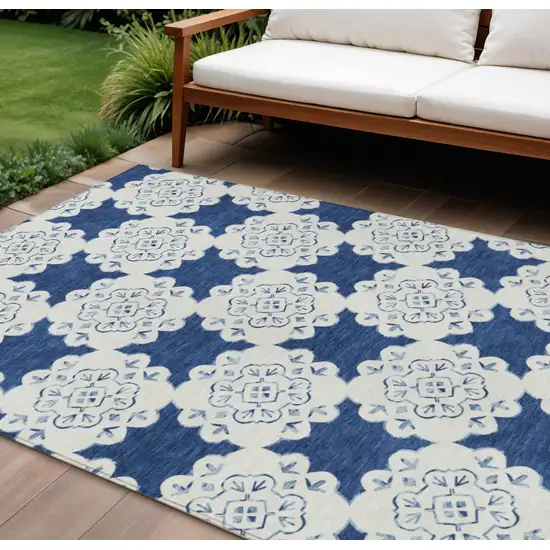 Navy Blue And Ivory Quatrefoil Washable Indoor Outdoor Area Rug Photo 1